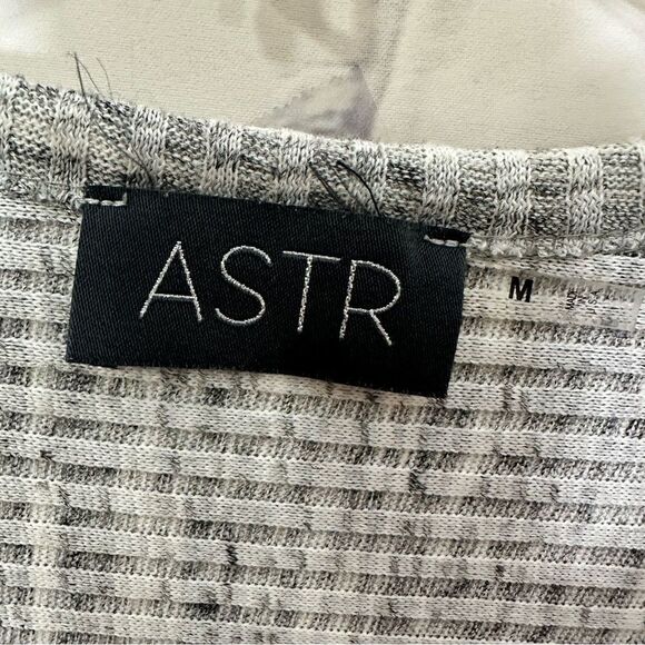 Astr medium gray top or dress - Picture 5 of 6